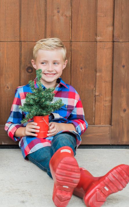 kid holiday card photo ideas