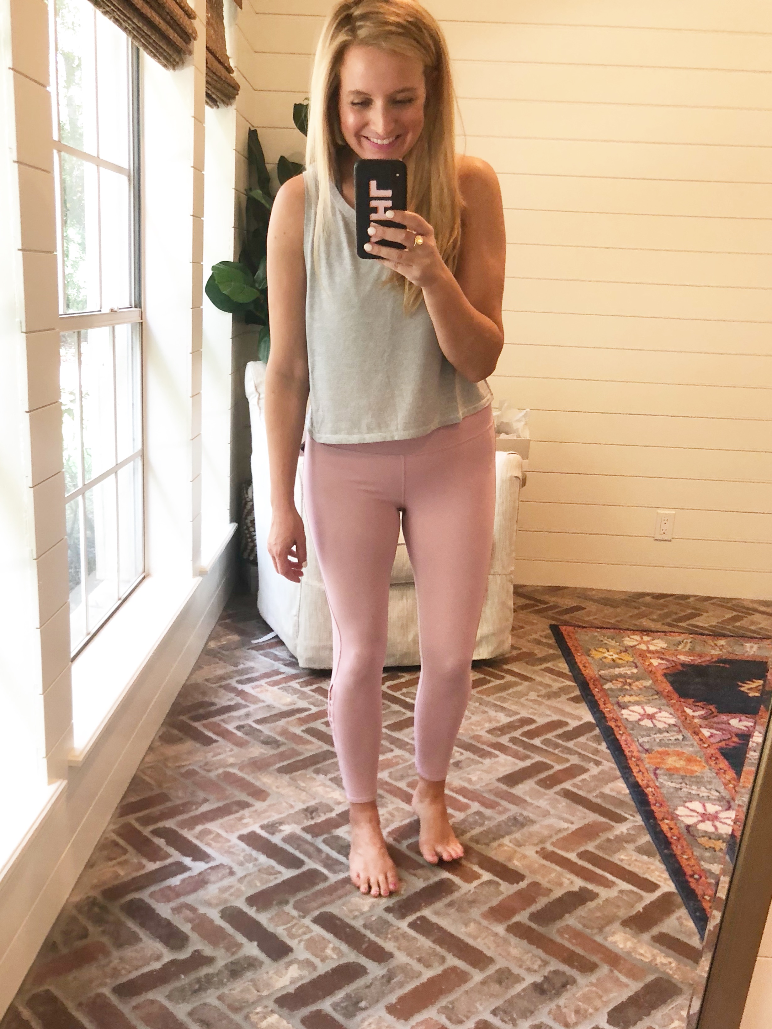 BBG results and Amazon favorites workout wear by popular Houston life and style blogger, Fancy Ashley
