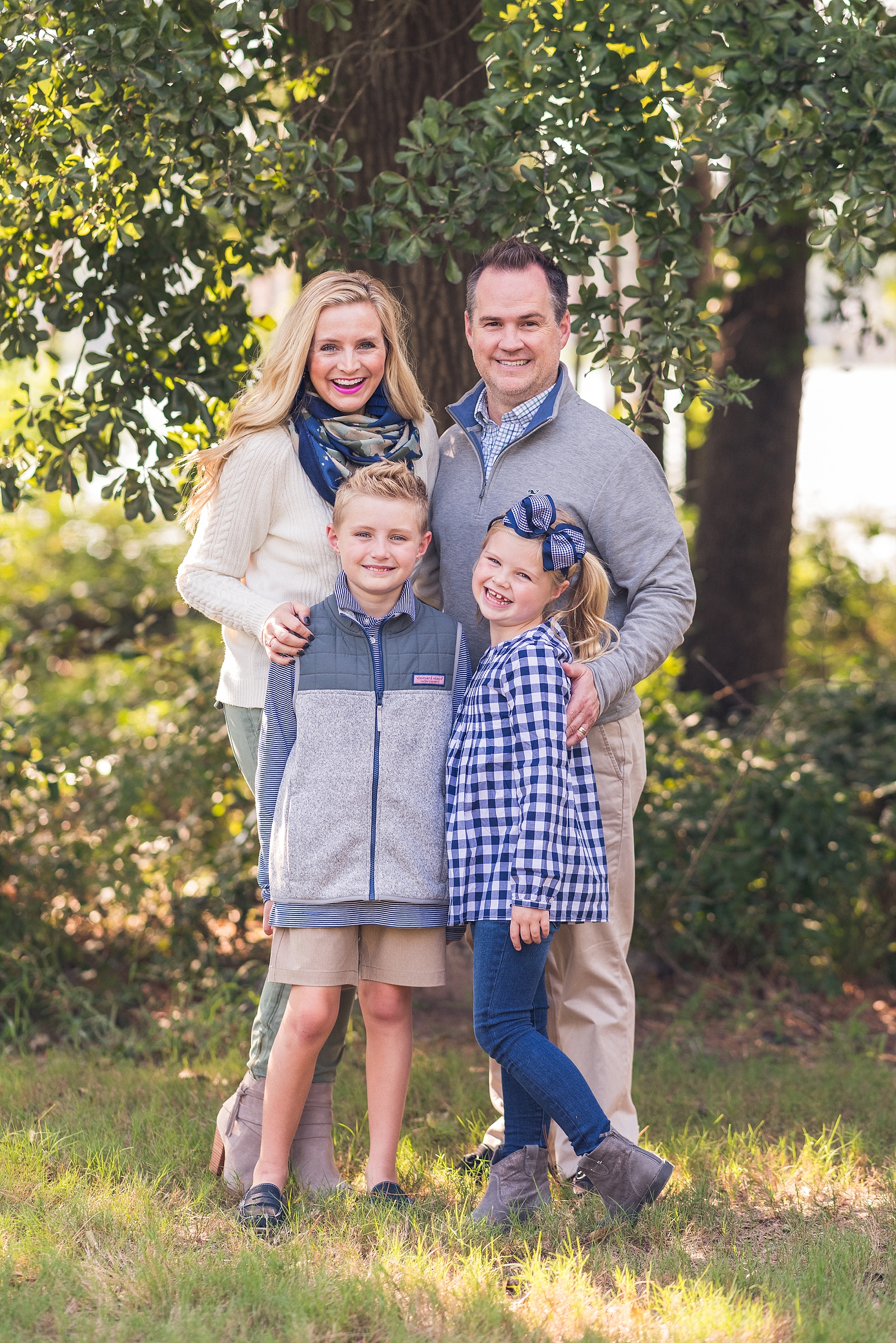 Cute Fall Family Photo Outfit Ideas featured by popular Houston life and style blogger, Fancy Ashley