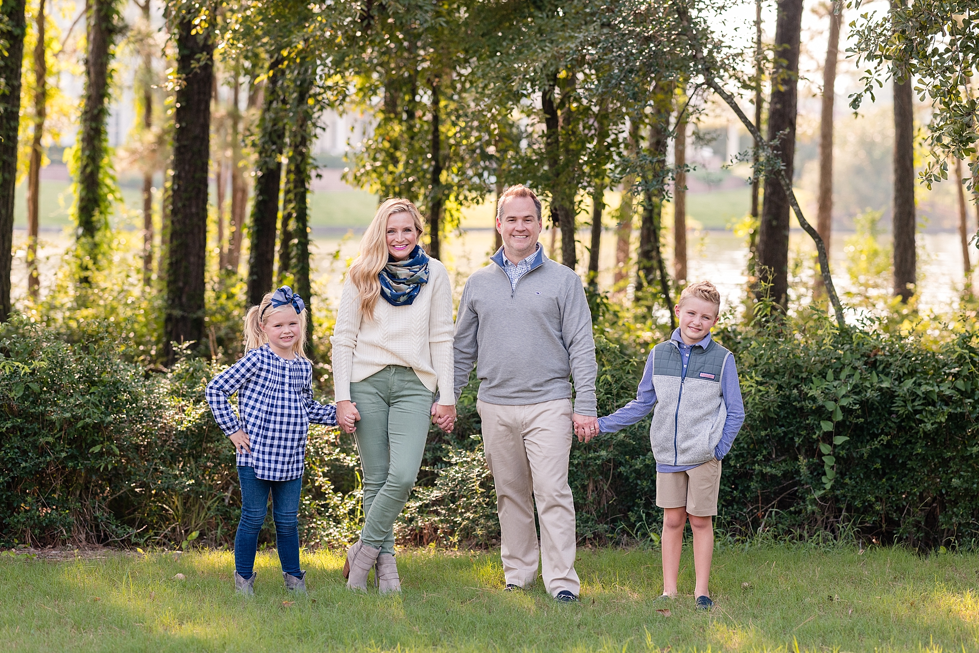 Cute Fall Family Photo Outfit Ideas featured by popular Houston life and style blogger, Fancy Ashley