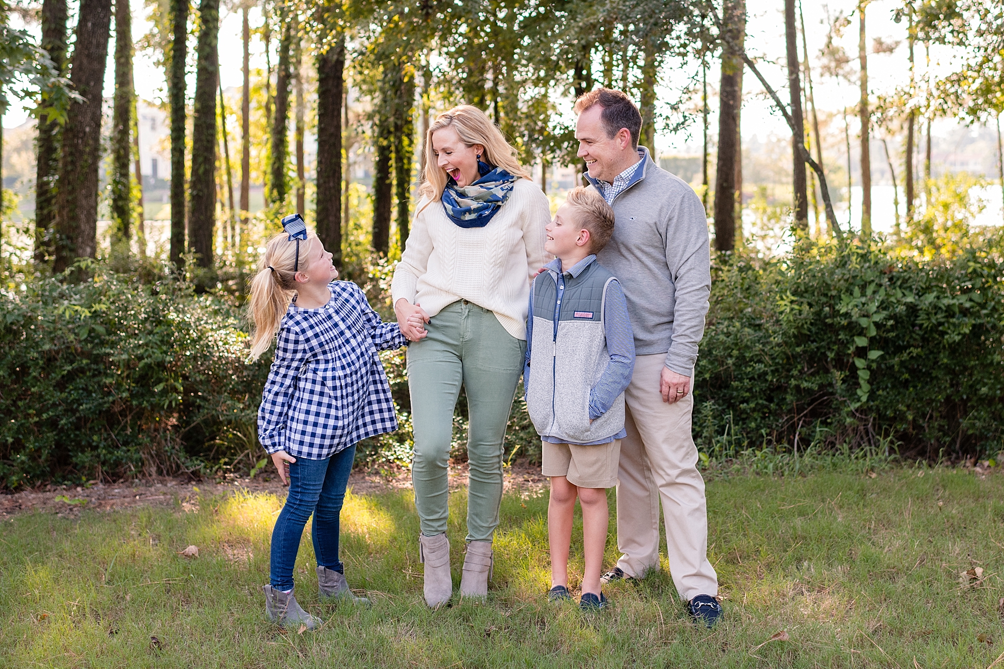 Cute Fall Family Photo Outfit Ideas featured by popular Houston life and style blogger, Fancy Ashley