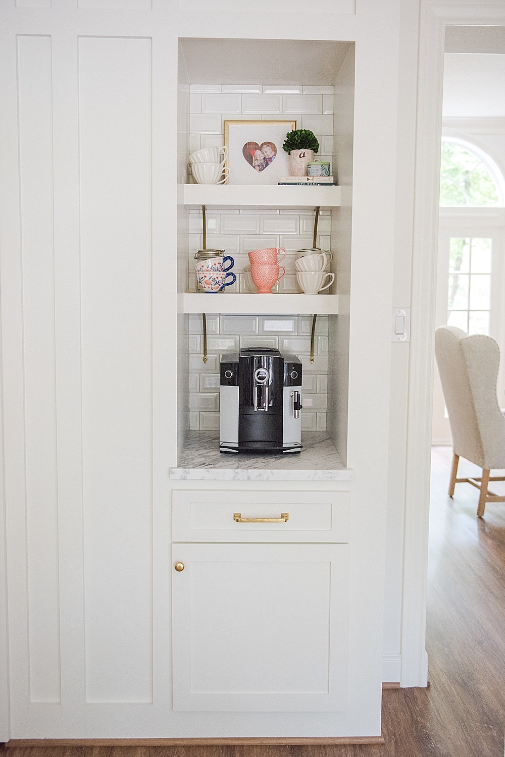 Current Favorites featured by top life and style Houston blogger, Fancy Ashley: JURA coffee maker