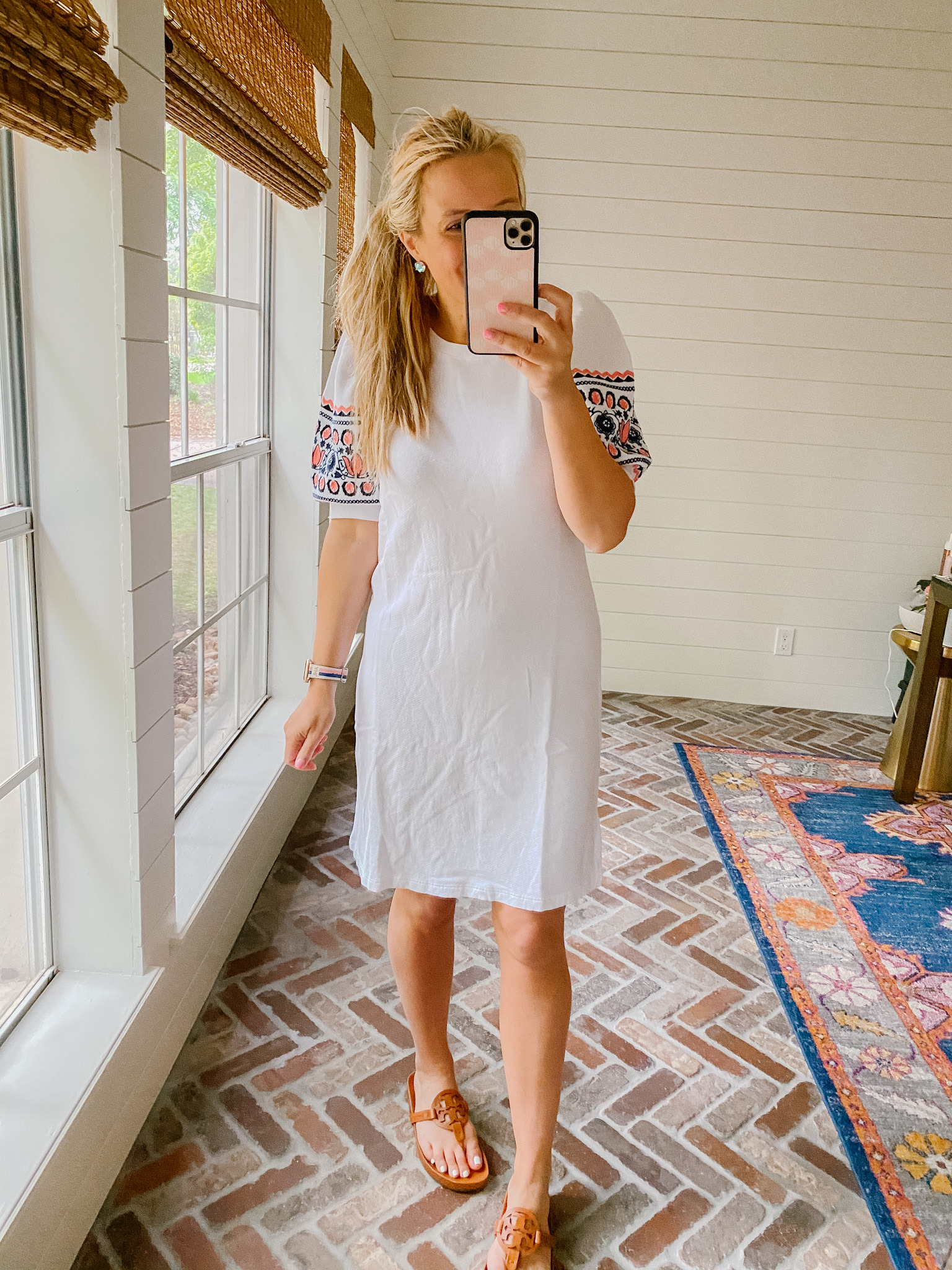 Loft Clothing by popular Houston fashion blog, The House of Fancy: image of a woman wearing a Loft white dress with brown Tory Burch slide sandals. 